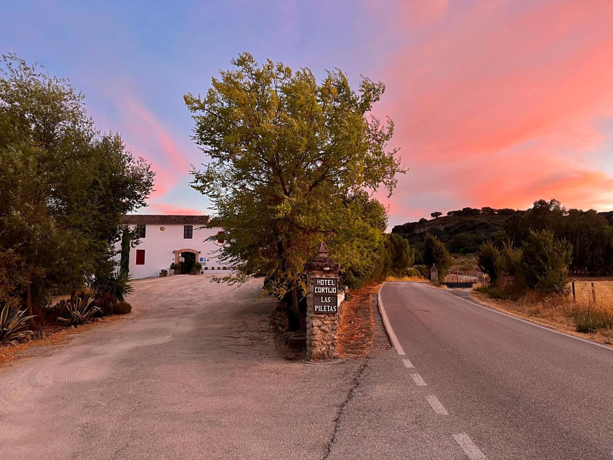 Hotel Cortijo Las Piletas Ronda Eksteriør billede